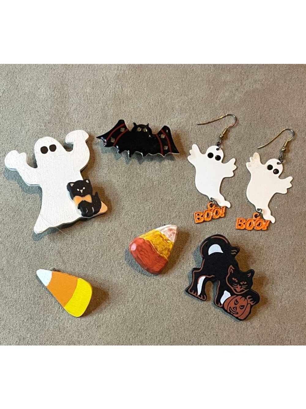 Vtg Halloween Wood Pin Earring Lot Ghost Black Cat Bat Candy Corn Spooky Cute